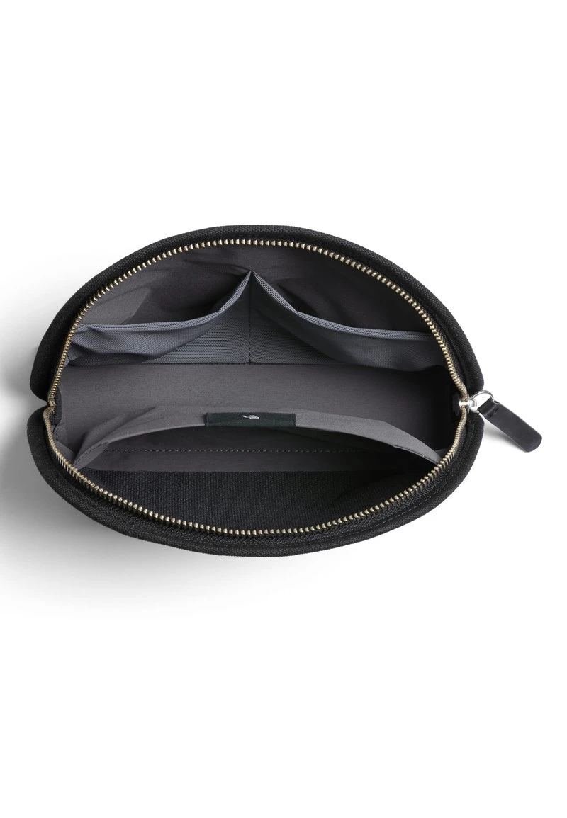 BELLROY Kosmetiktasche - Slate – Bild 3