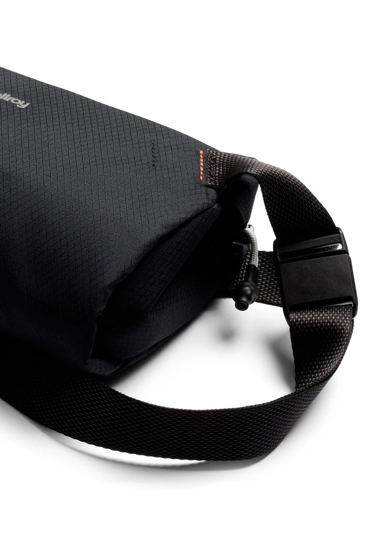 BELLROY LITE SLING MINI - Gürteltasche - Shadow – Bild 5