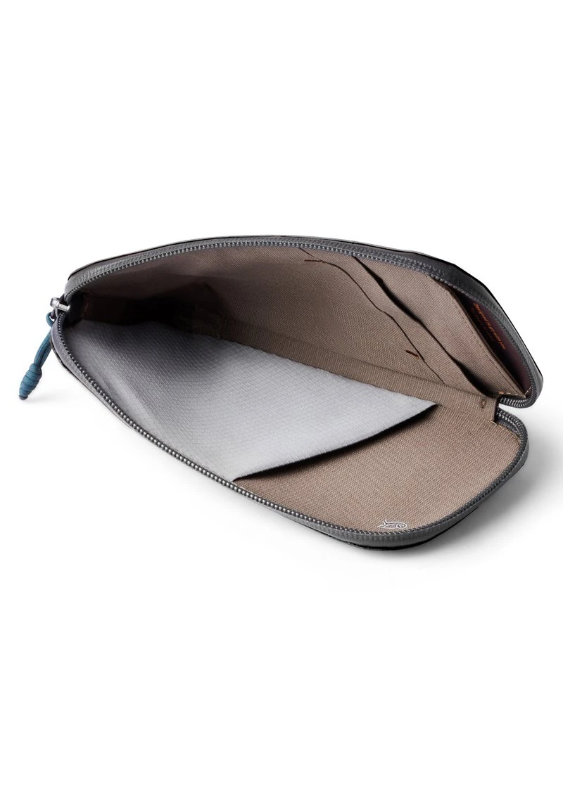 BELLROY ALL-CONDITIONS PLUS - Geldbörse - Black – Bild 3