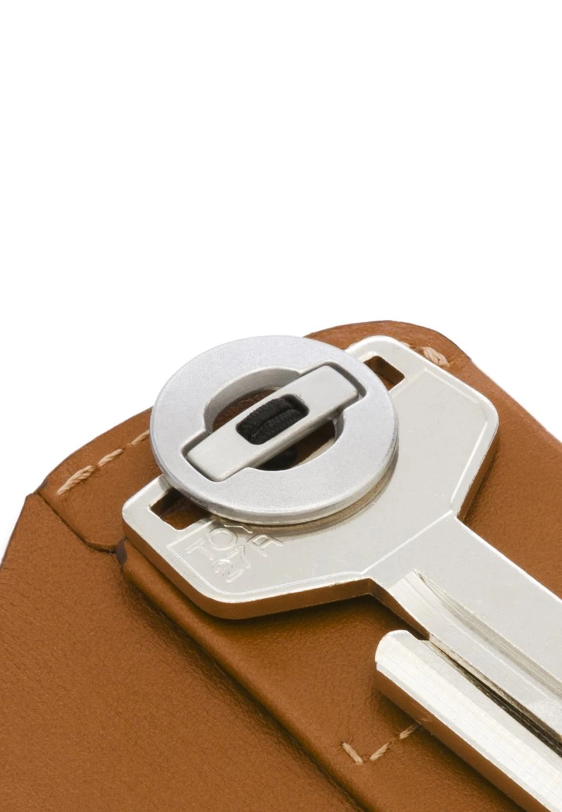 BELLROY KEY COVER PLUS - Schlüsseletui - Caramel – Bild 4