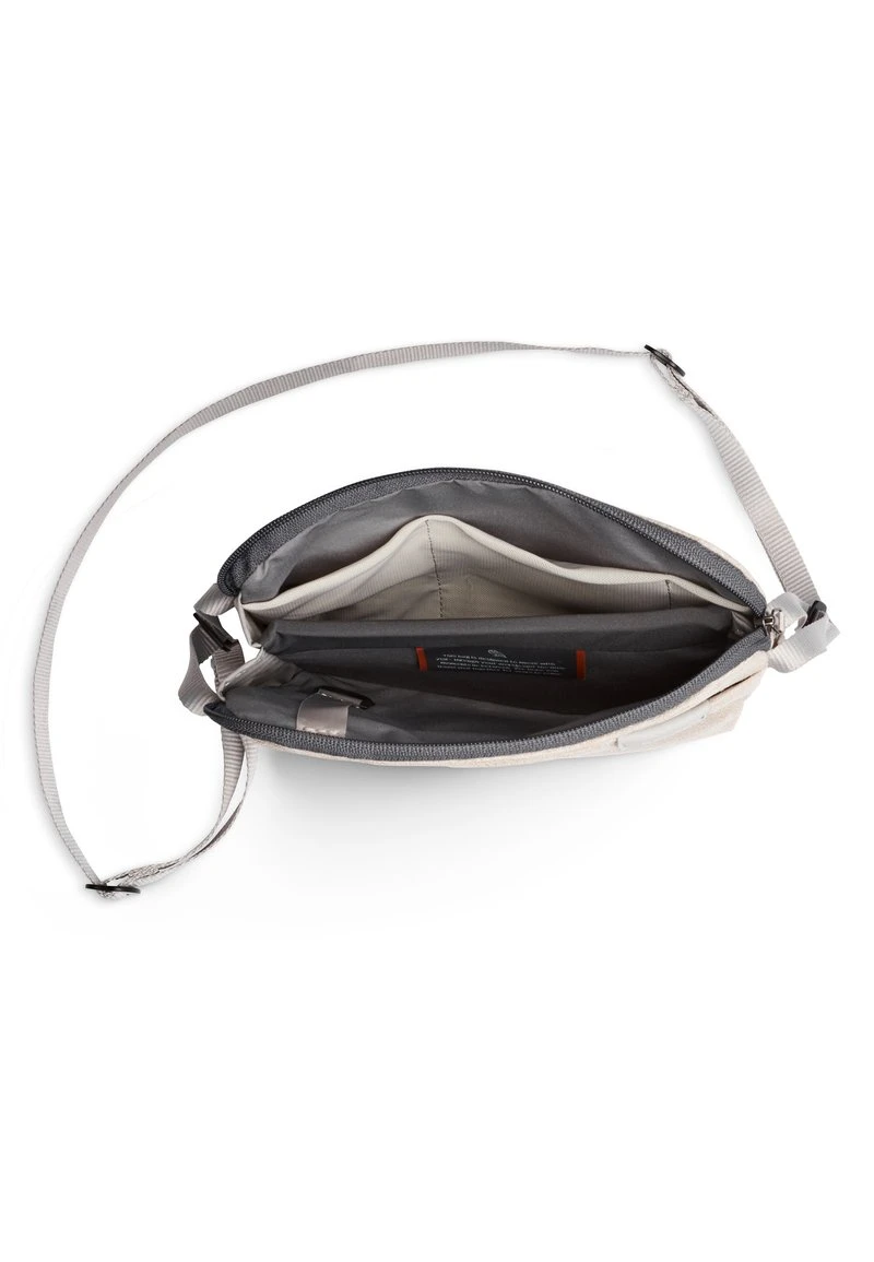 BELLROY CITY POUCH PLUS - Umhängetasche - Saltbush – Bild 3