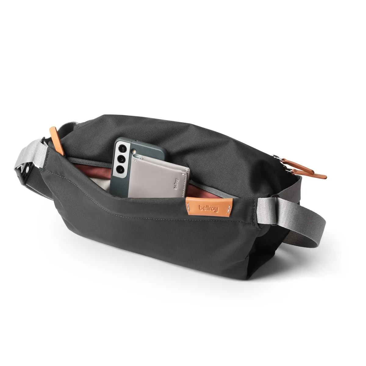 BELLROY Sling 7L Slate – Bild 4