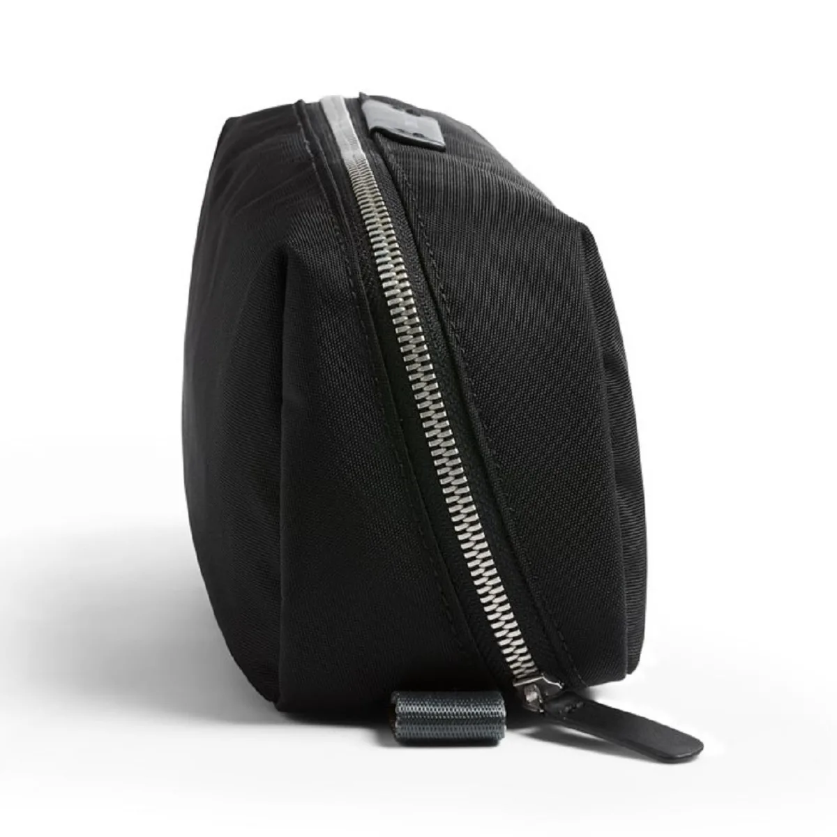 BELLROY Toiletry Kit Plus Black – Bild 4