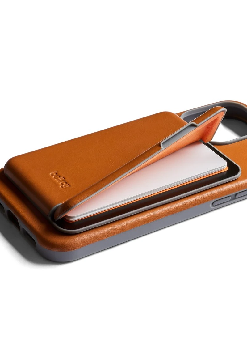 BELLROY Handytasche - Terracotta – Bild 3