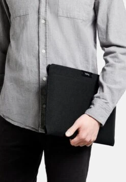 BELLROY TABLET SLEEVE - Notebooktasche - Black