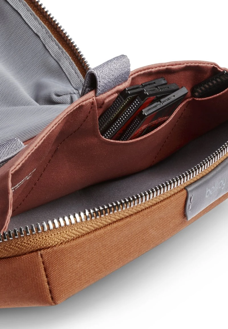 BELLROY TECH KIT - Sonstige Accessoires - Bronze – Bild 4